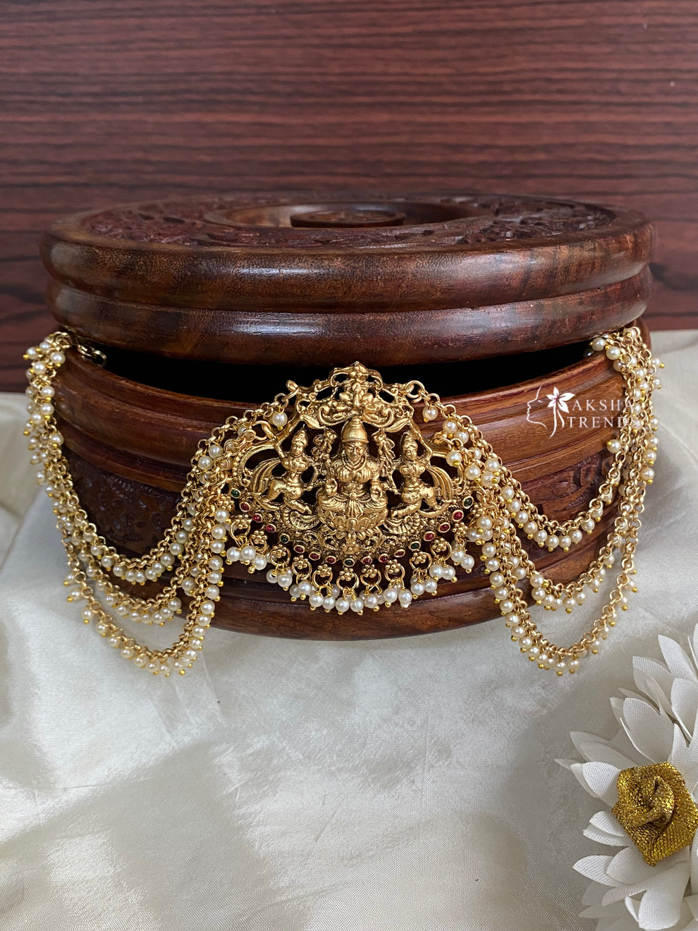 Jada billa with earchain v3 Aksha Trends 