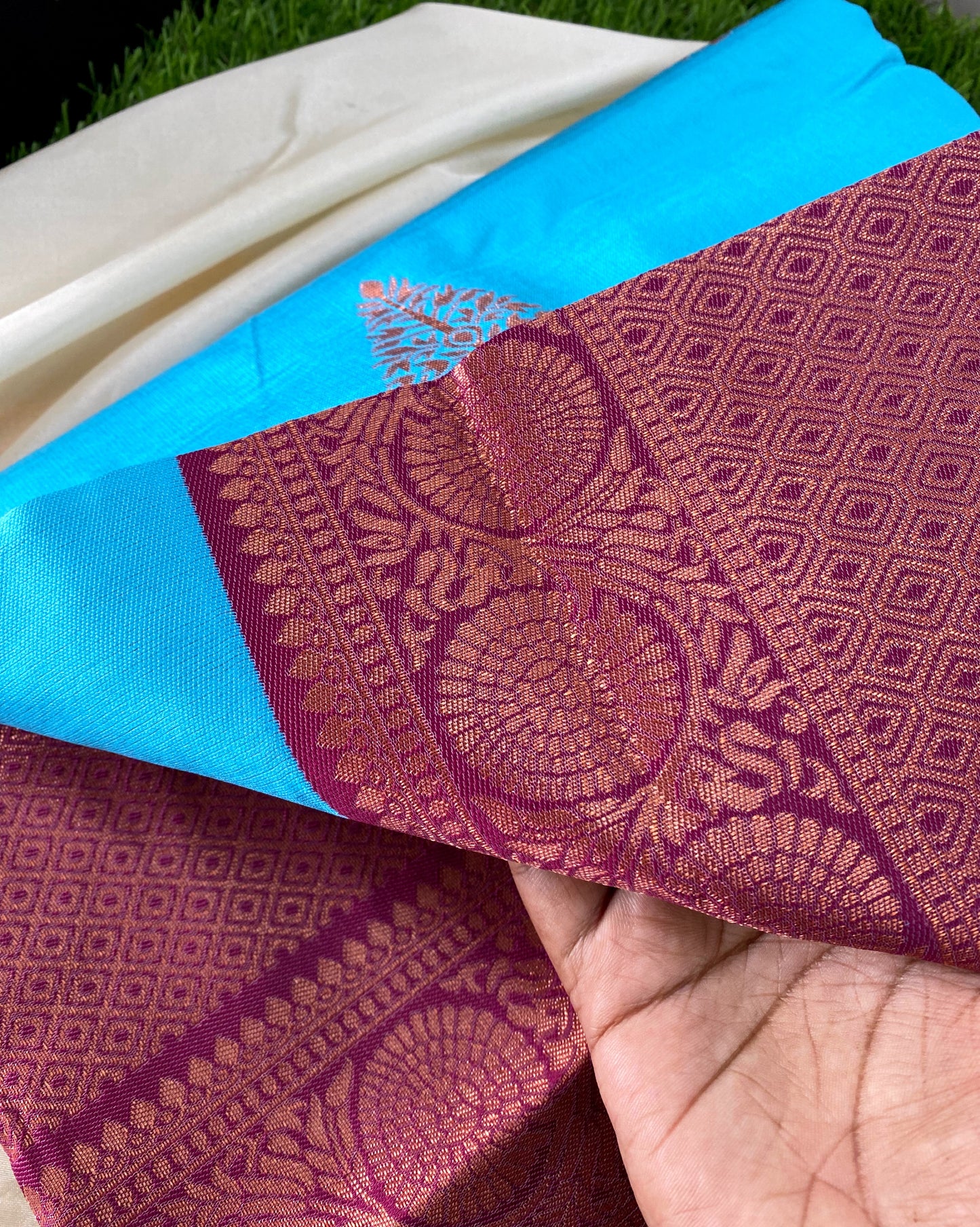 Kanchi Semi Silk Aksha Trends
