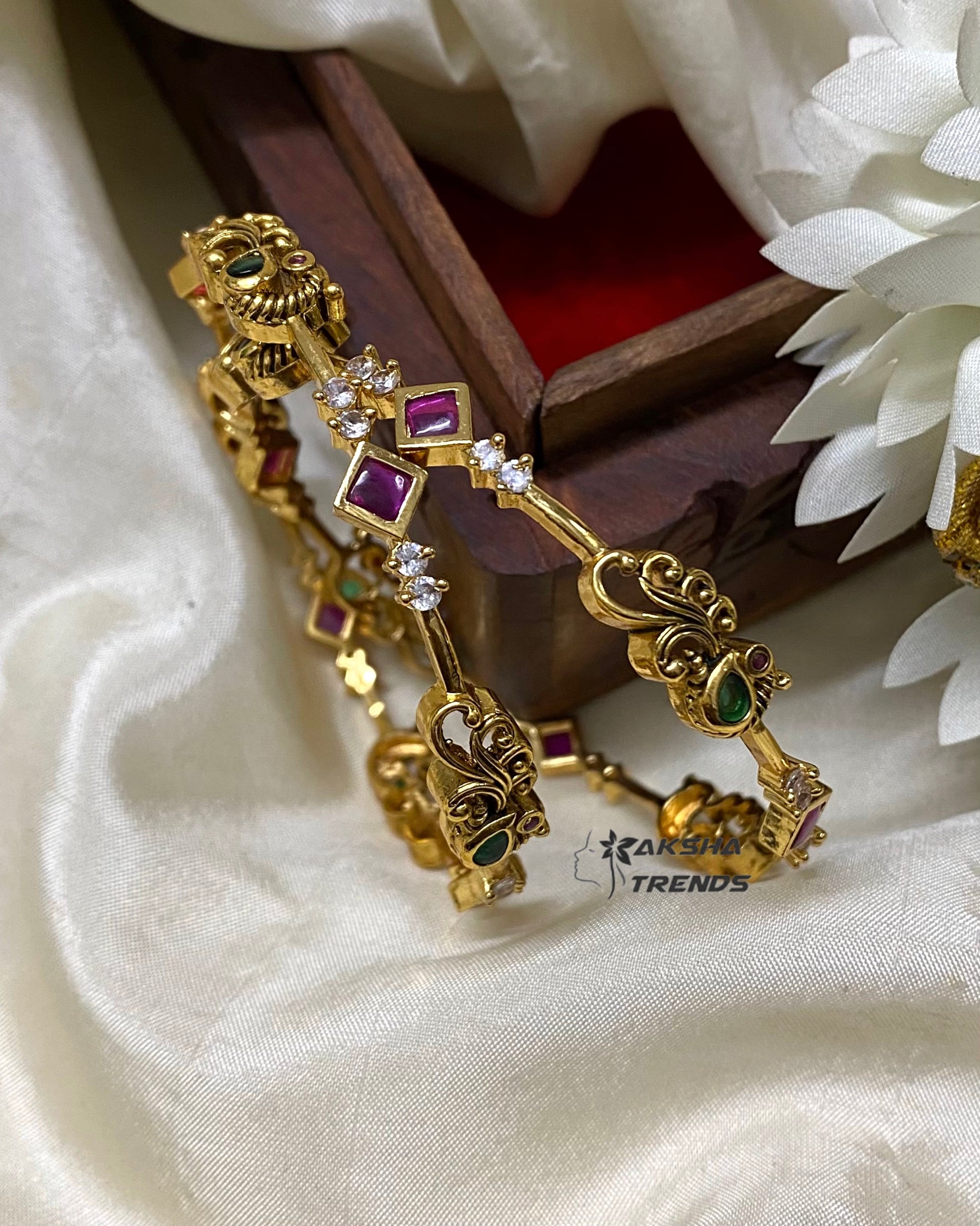 Premium peacock bangles (4pc) Aksha Trends