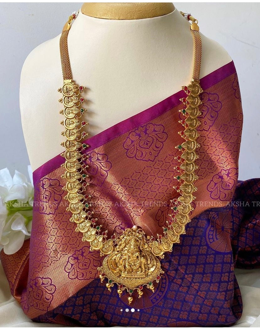 Govardhana Krishna long haram Aksha Trends