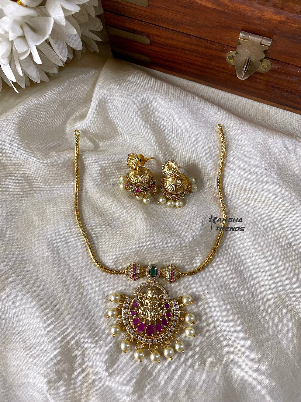 Lakshmi Attigai Aksha Trends 