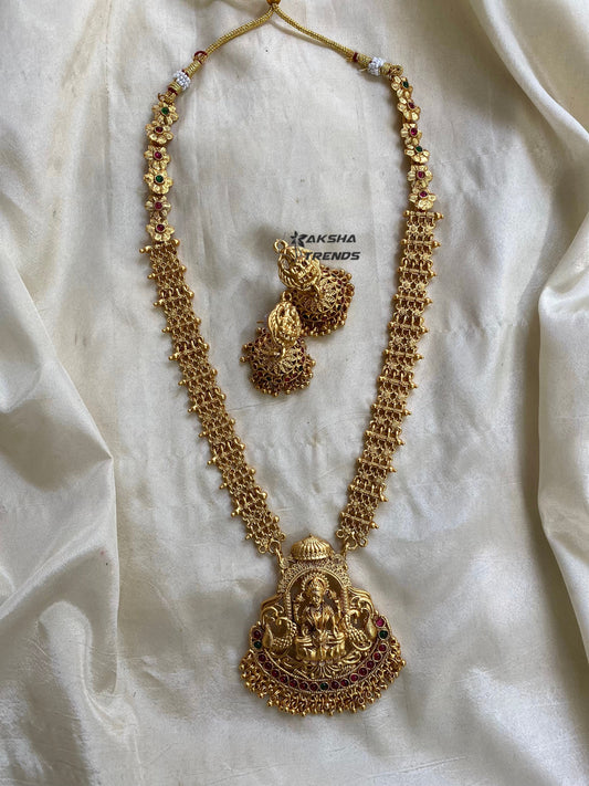 Lakshmi pendant haram Aksha Trends