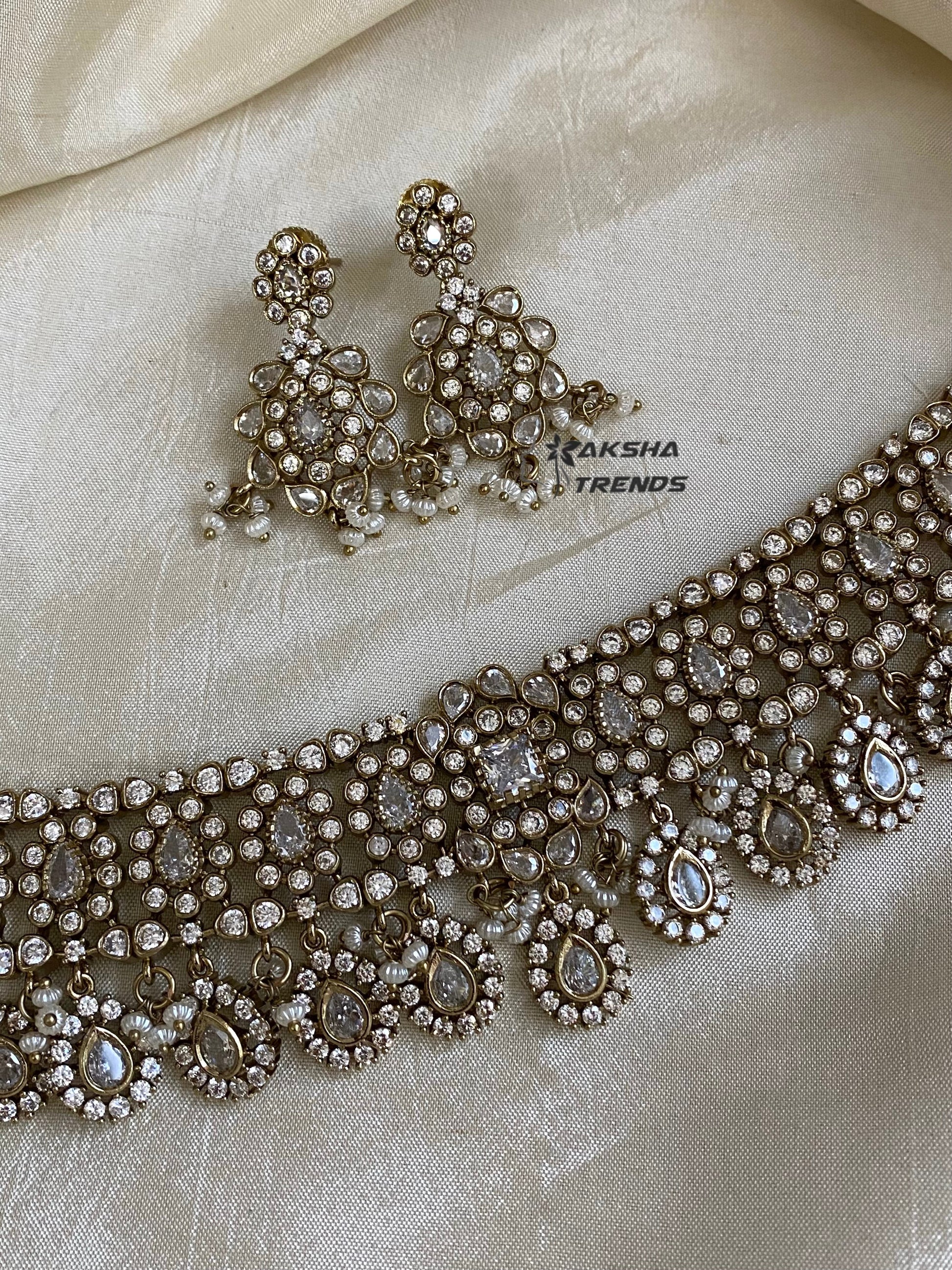 Victoria diamond choker Aksha Trends