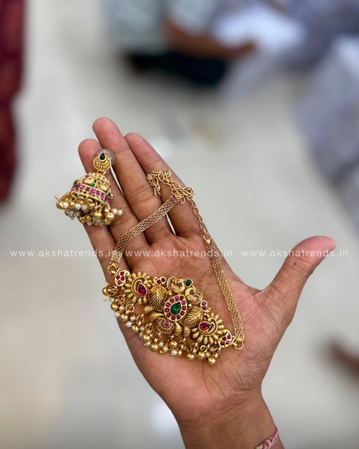Antique floral kemp choker Aksha Trends