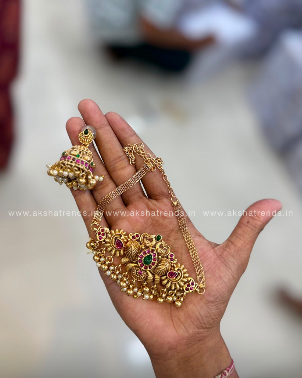 Antique floral kemp choker Aksha Trends 