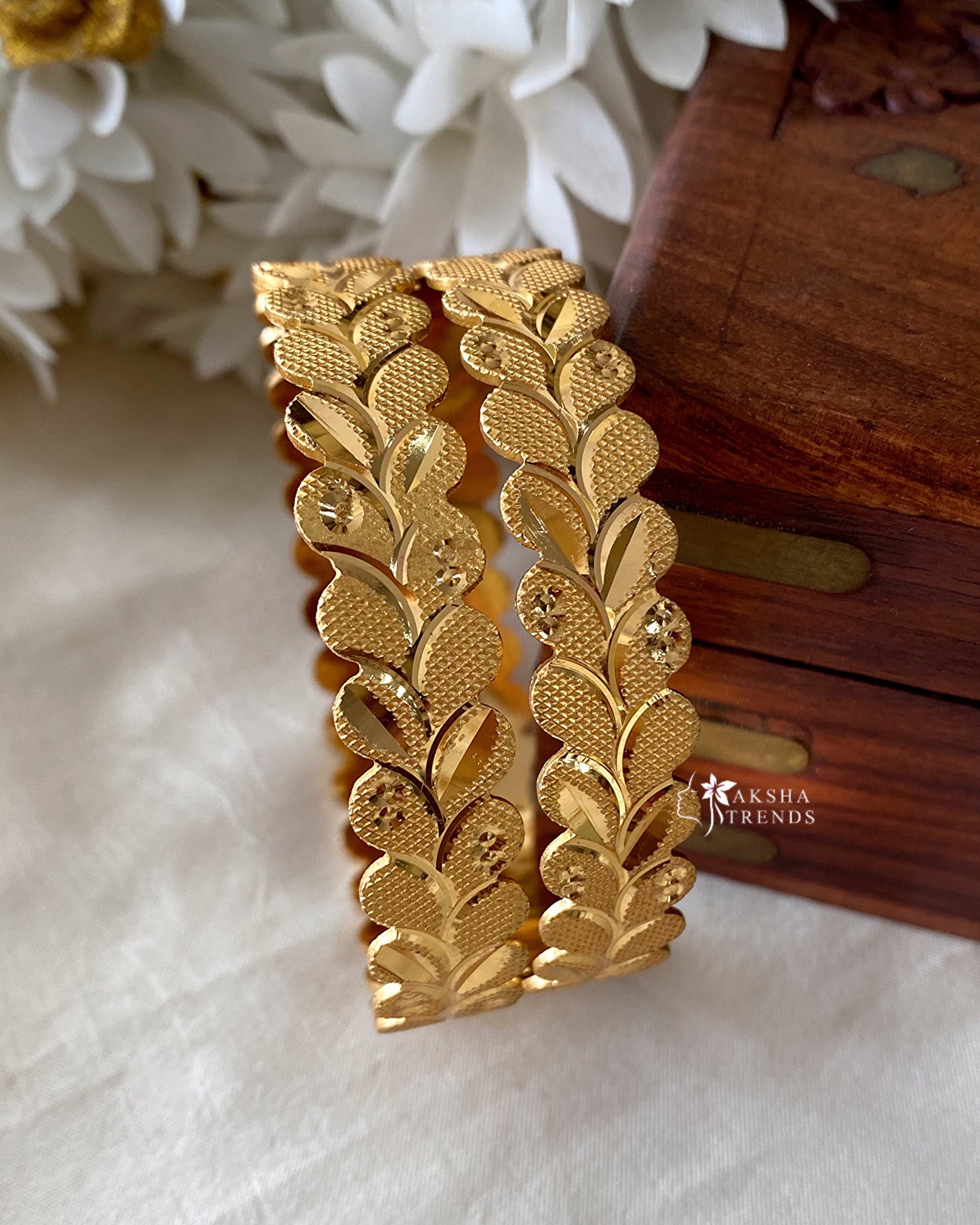 Floral bangles (2pc) Aksha Trends