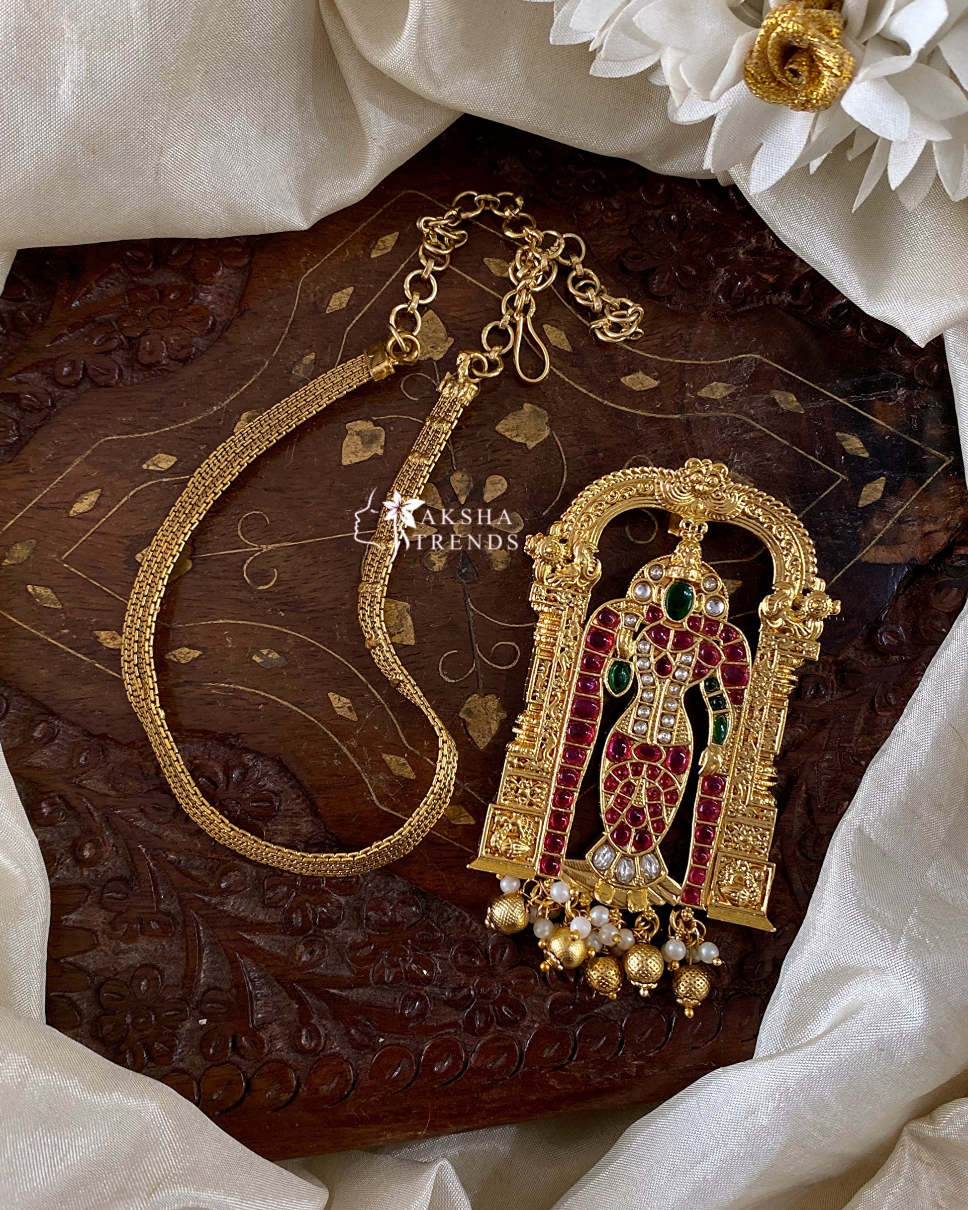 Meenakshi Amman Attigai Aksha Trends