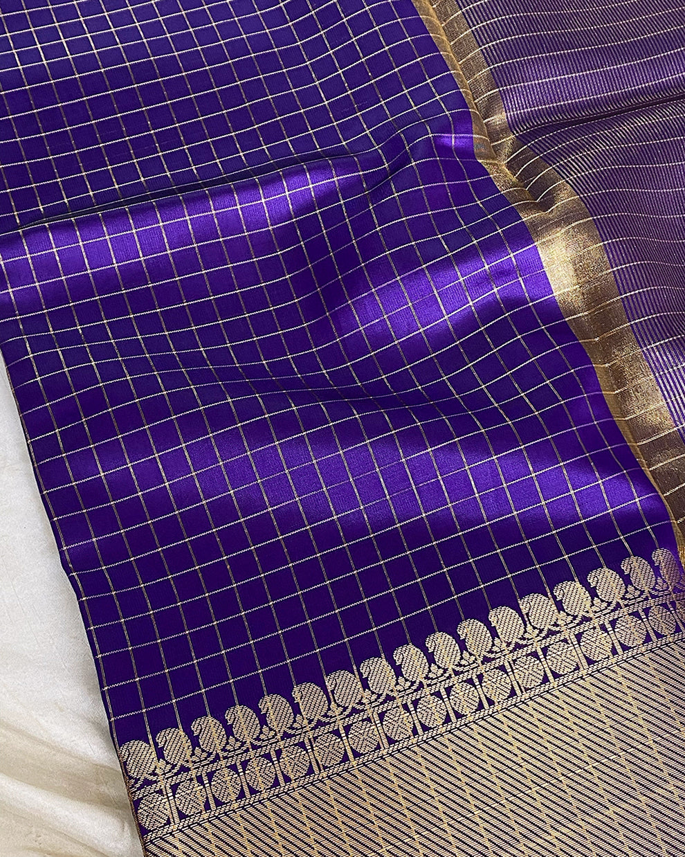 Soft Silk Checked Saree Aksha Trends 