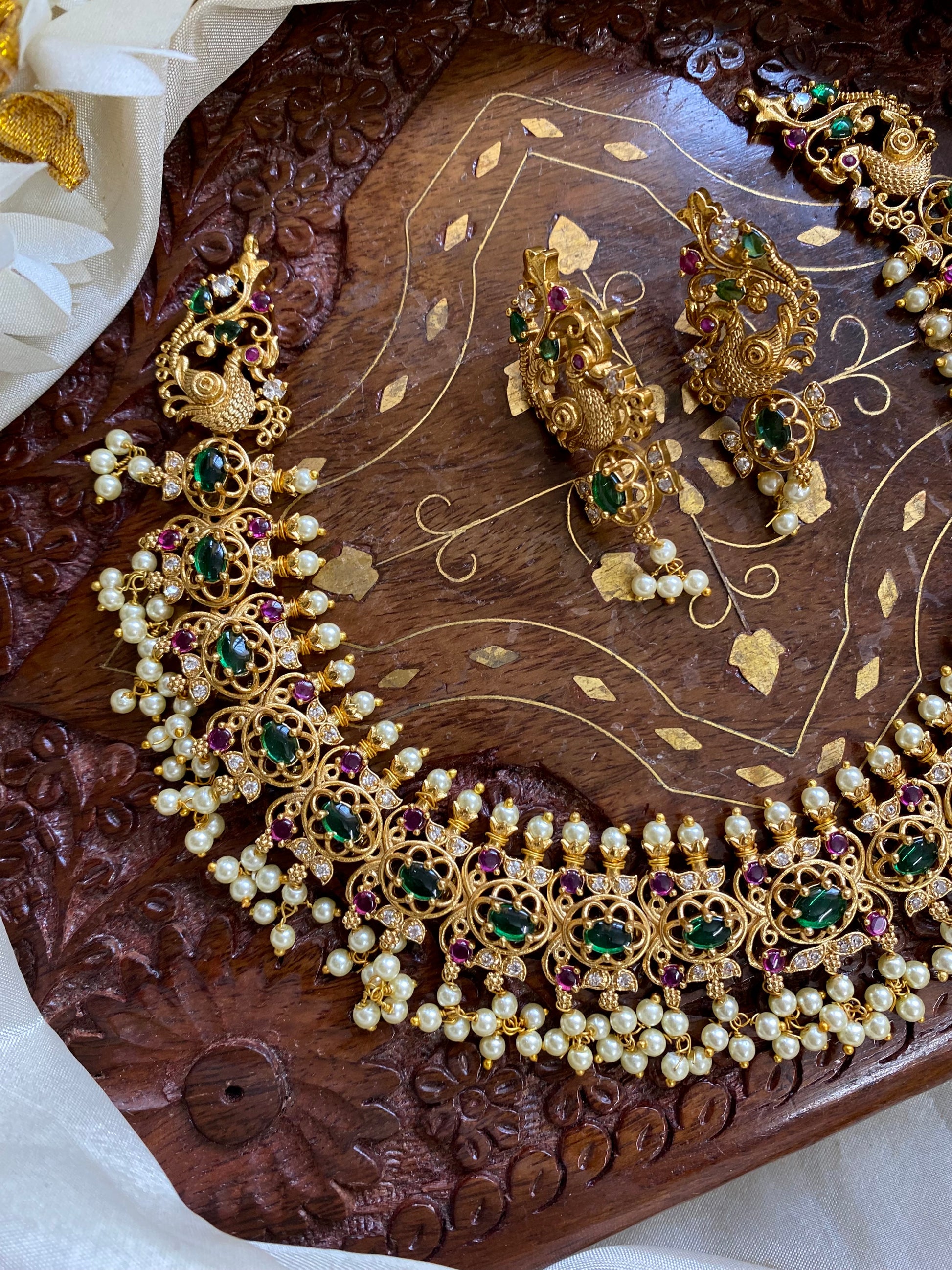 Royal Emerald Guttapusulu Aksha Trends