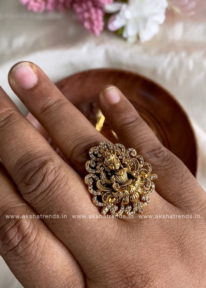 Nagas bridal Rings Aksha Trends 