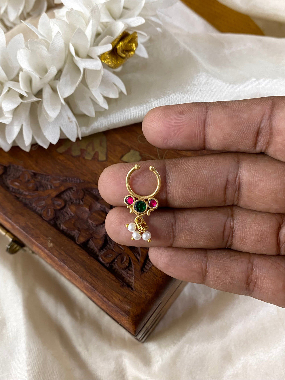 Premium kemp Nose pin Aksha Trends 