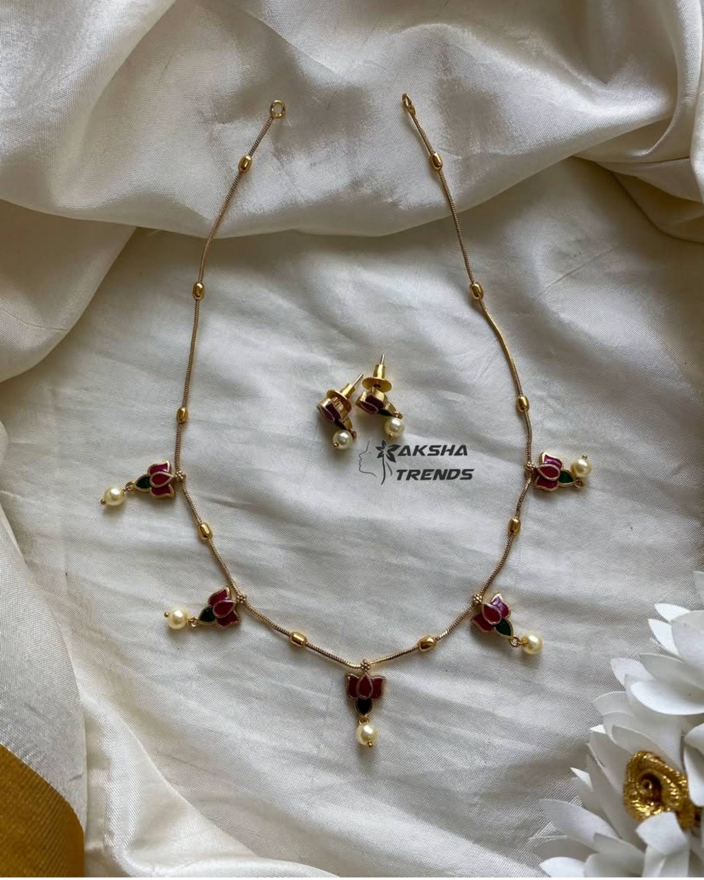 Lotus kemp Invisible chain