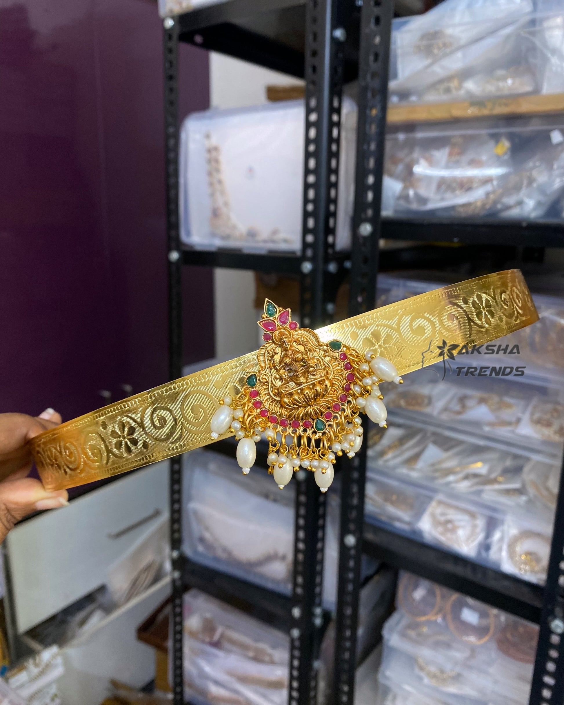 Golden bridal hipbelt -pearl Aksha Trends