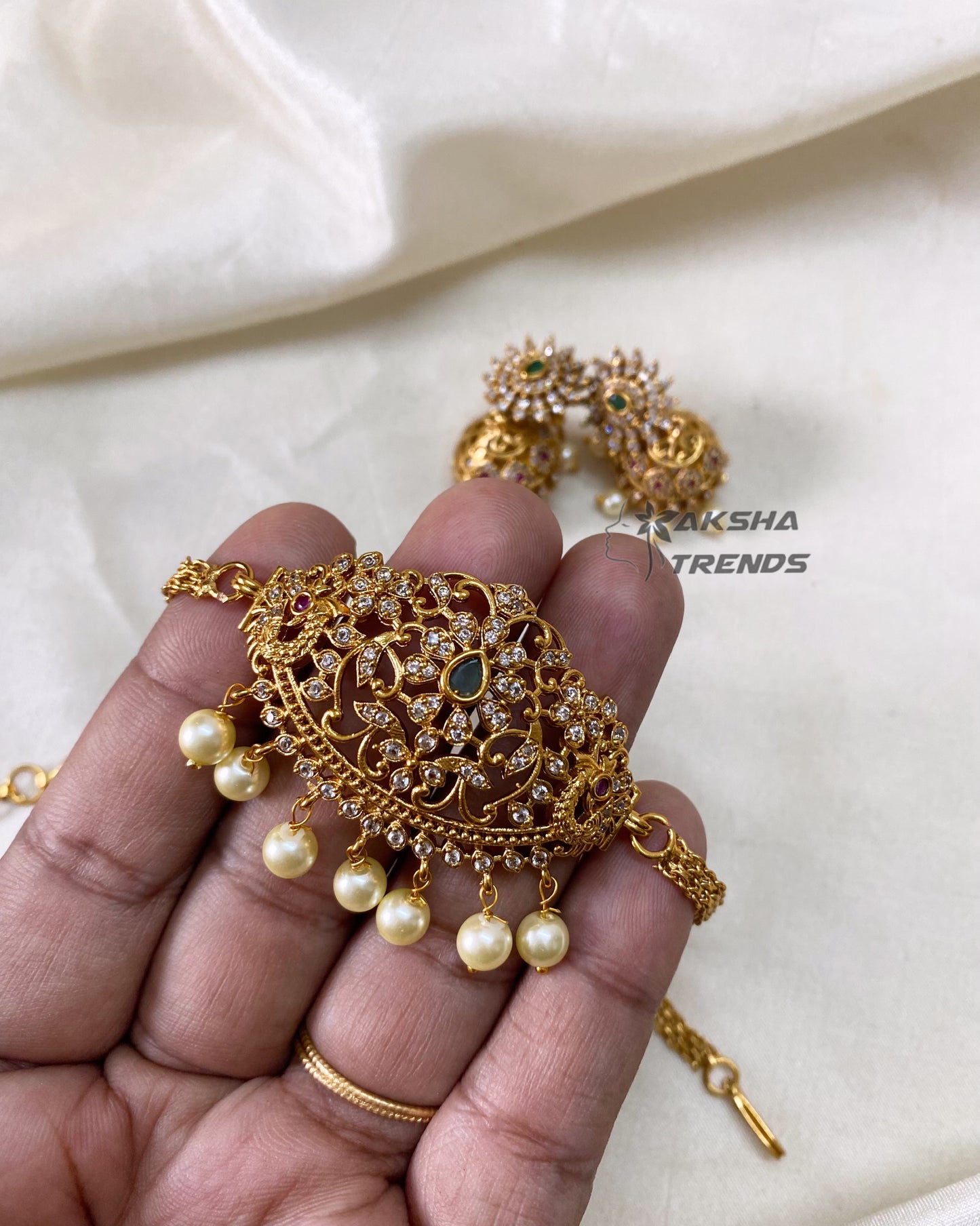 Kriya Diamond mini choker