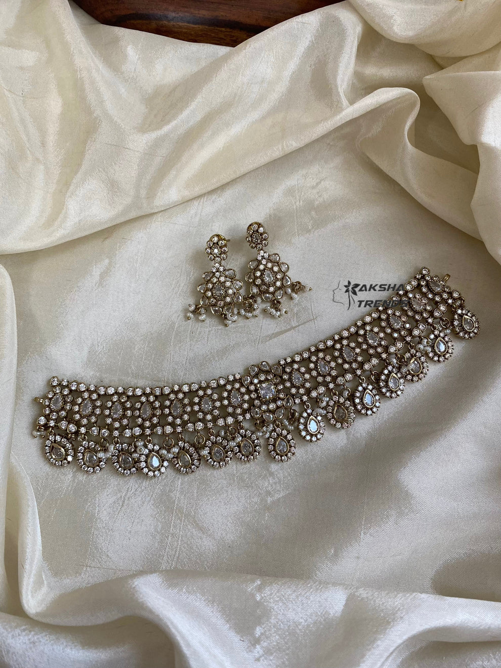 Victoria diamond choker Aksha Trends 