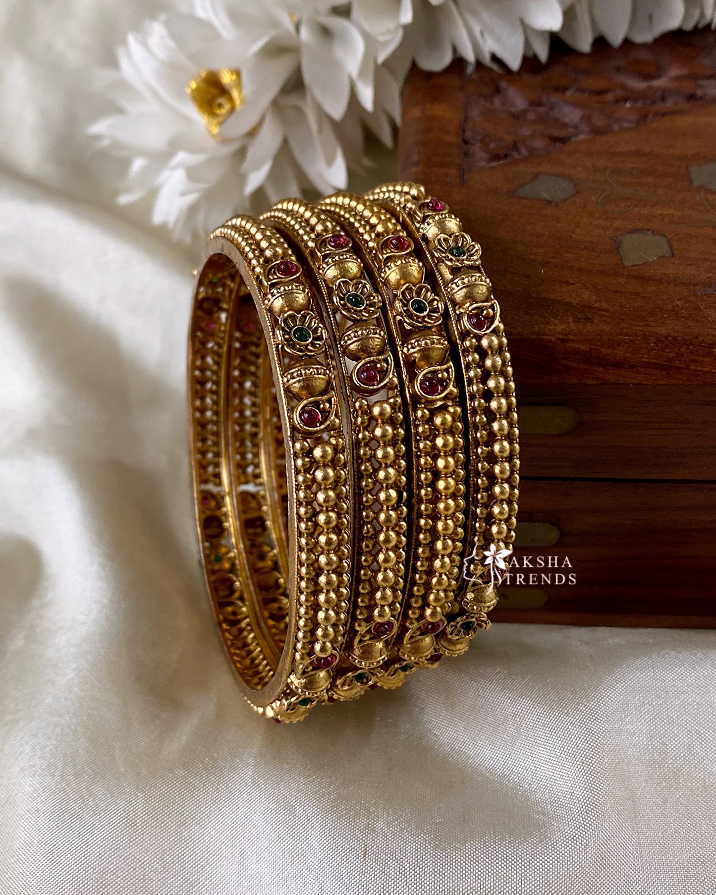 Antique beads bangles (4pc) Aksha Trends
