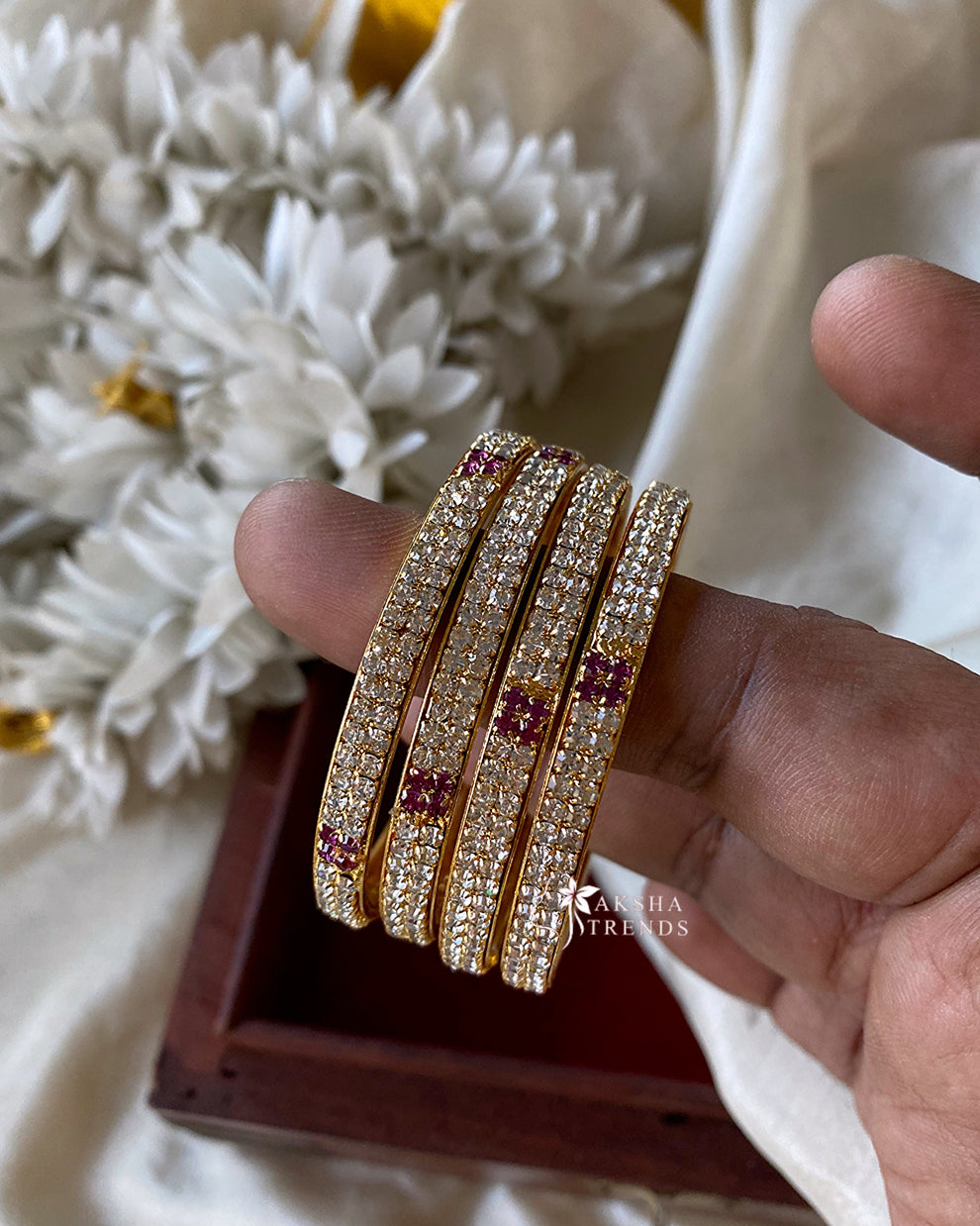 Kids stone bangles (4pc) Aksha Trends 
