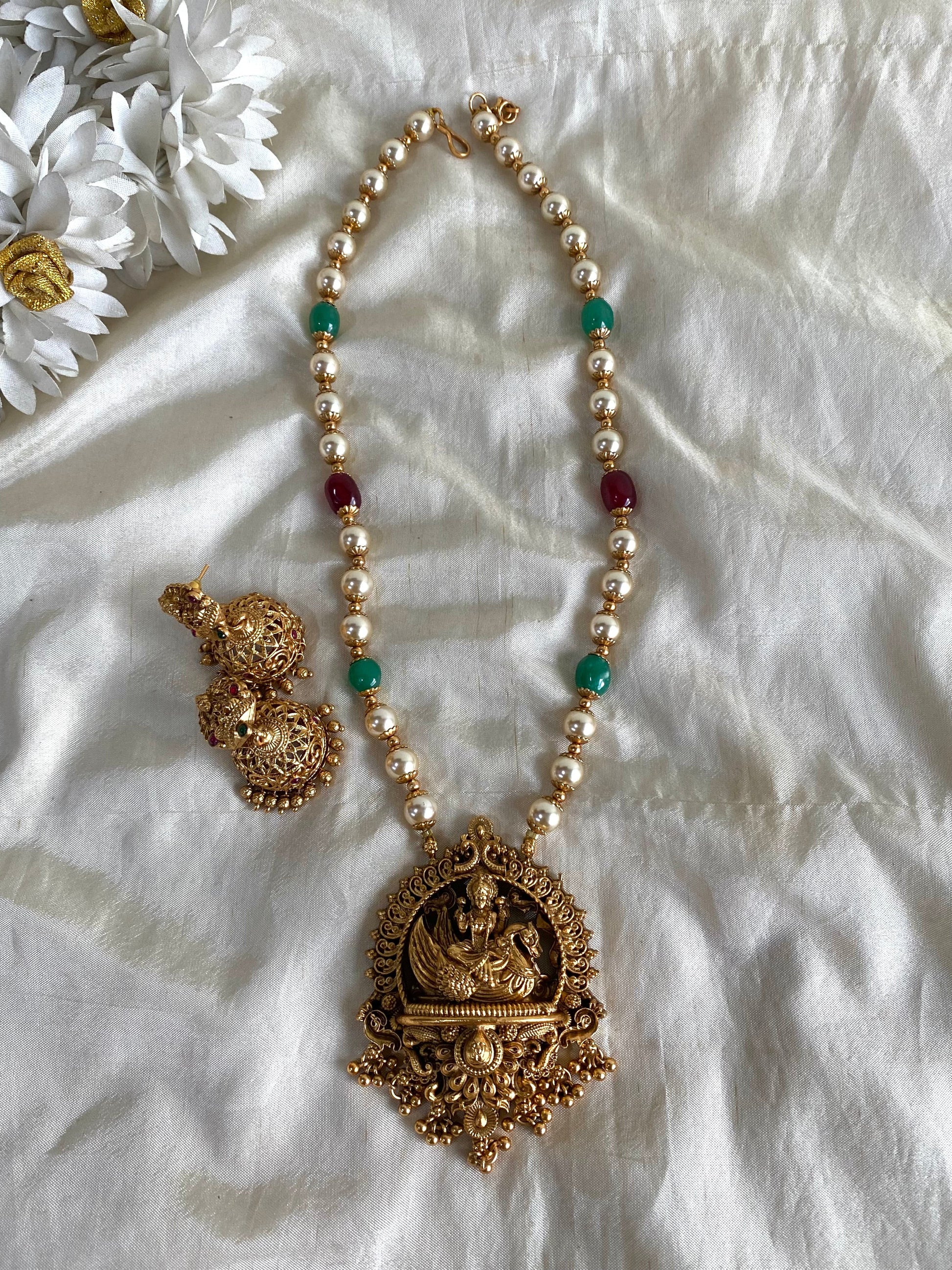Pearl Temple jewellery Aksha Trends