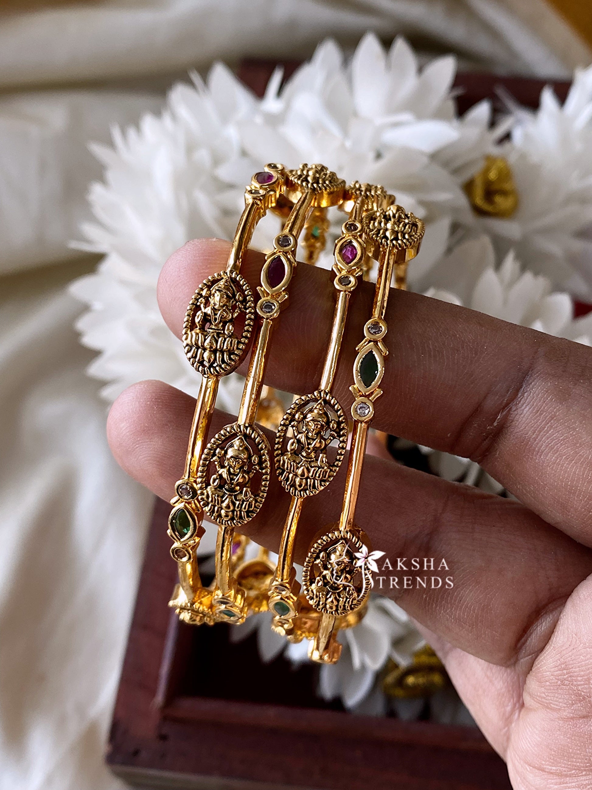 Premium lakshmi bangles (4pc) Aksha Trends