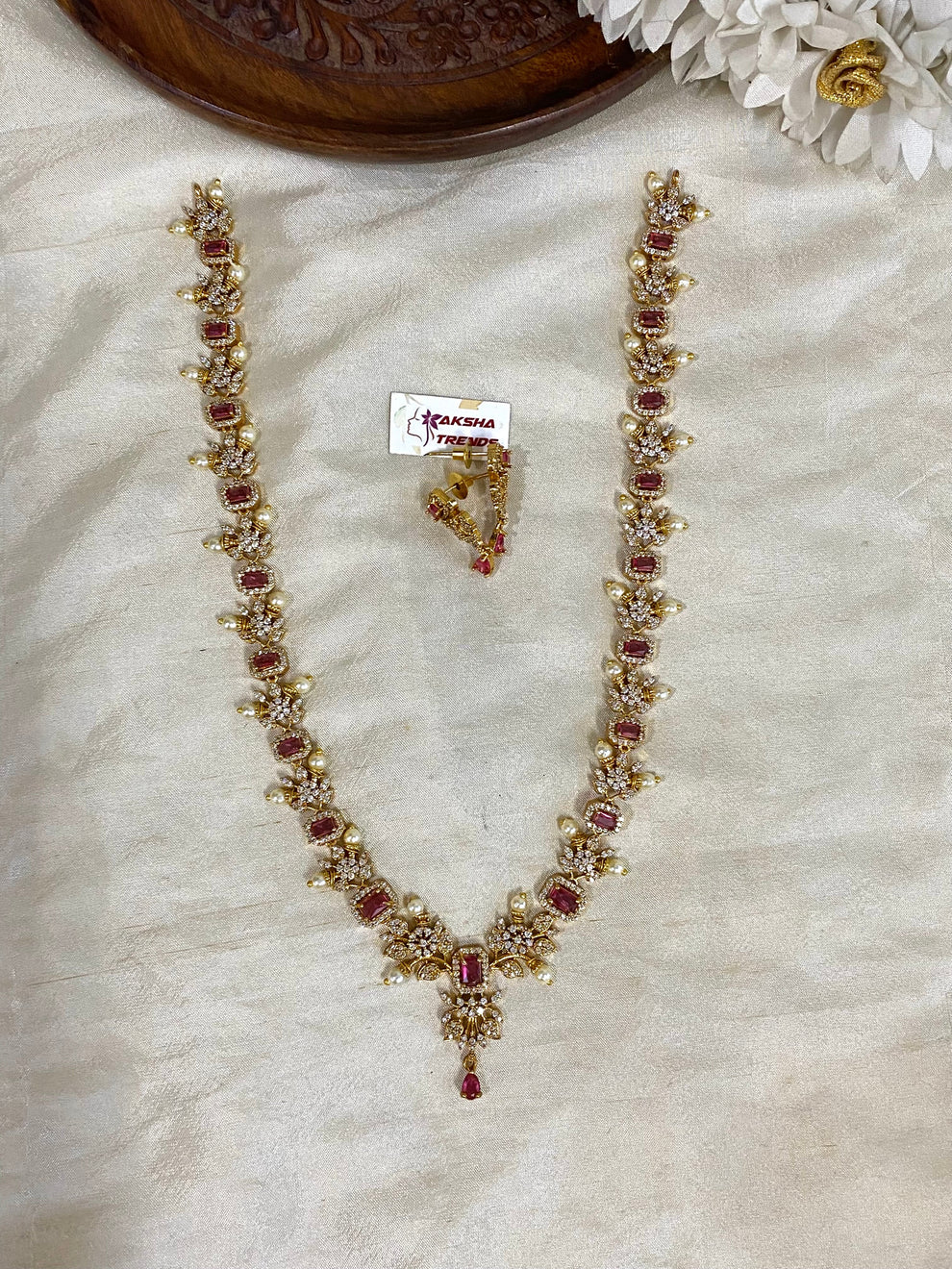 Pearl floral diamond haram Aksha Trends 