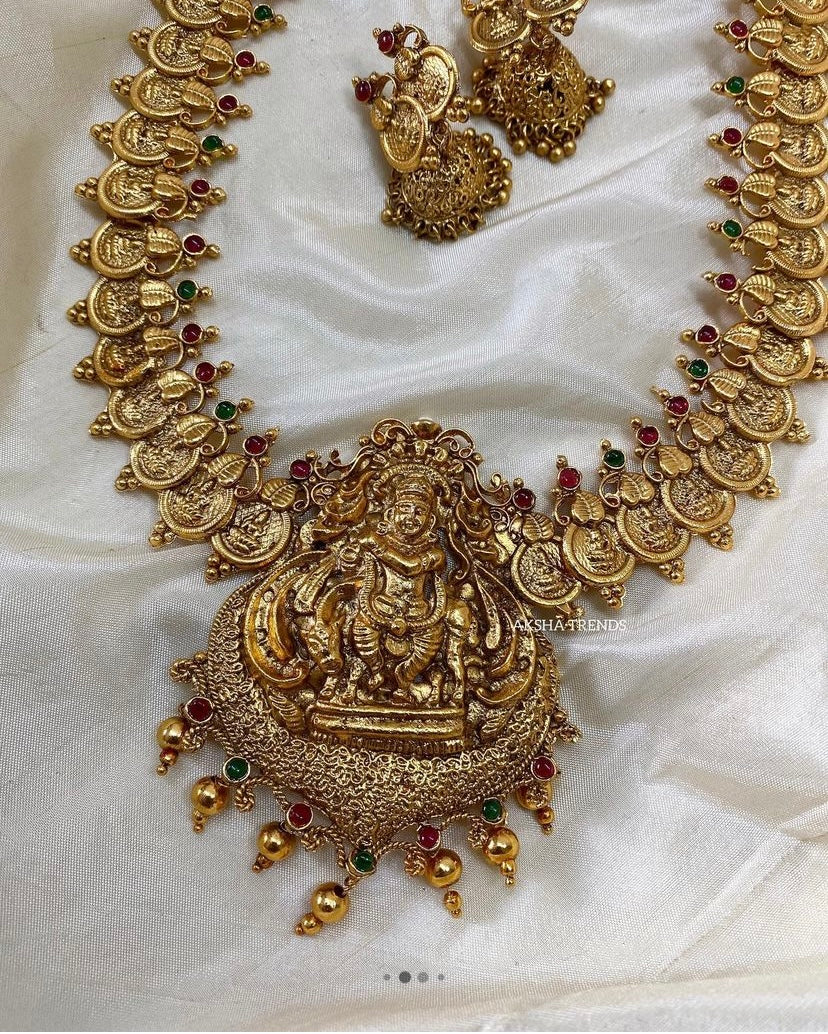 Govardhana Krishna long haram Aksha Trends
