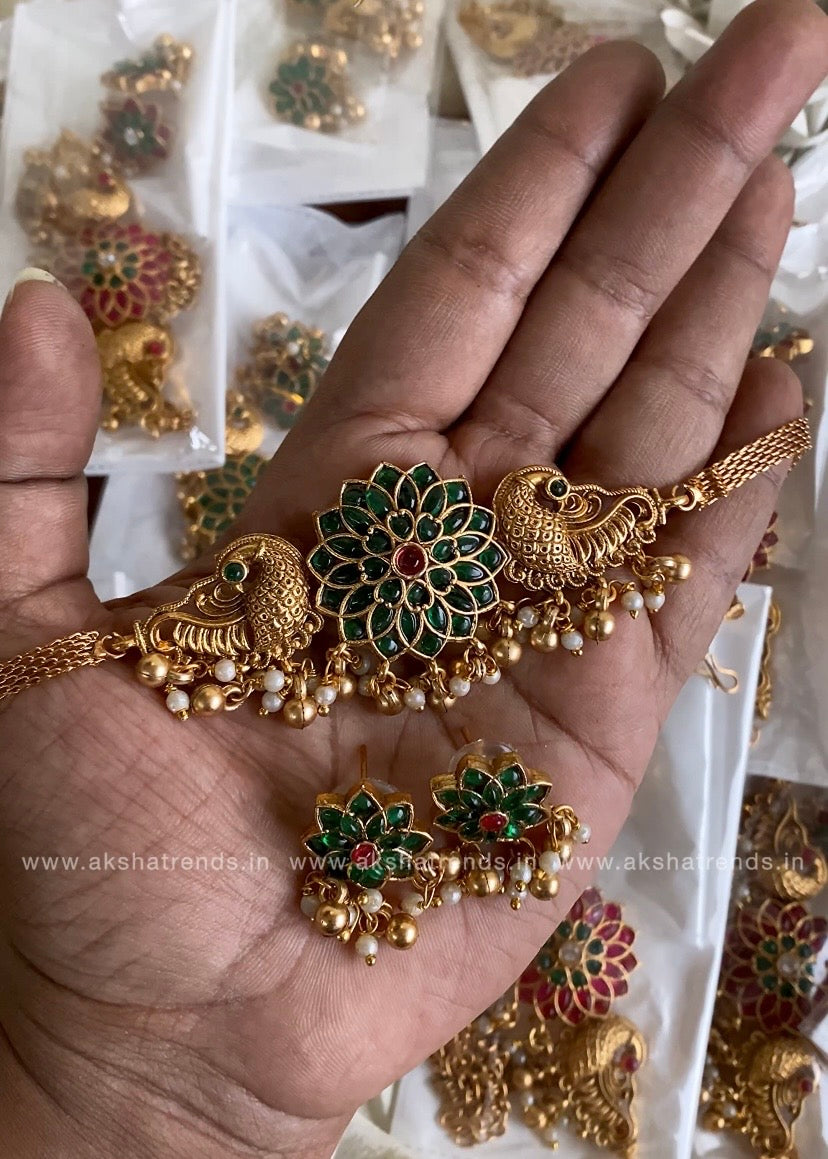 Antique peacock kemp choker Aksha Trends
