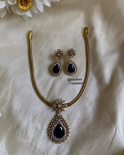 Diamond pendant necklace Aksha Trends