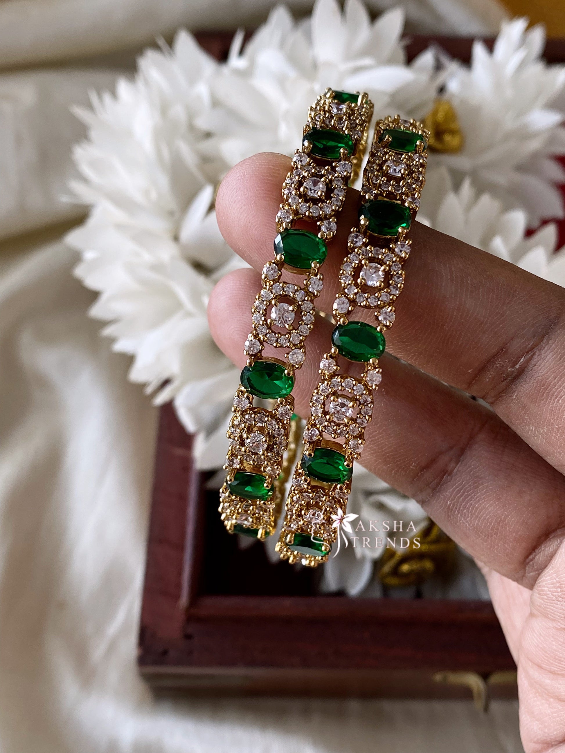 Premium AD bangles -Green (2pc) Aksha Trends