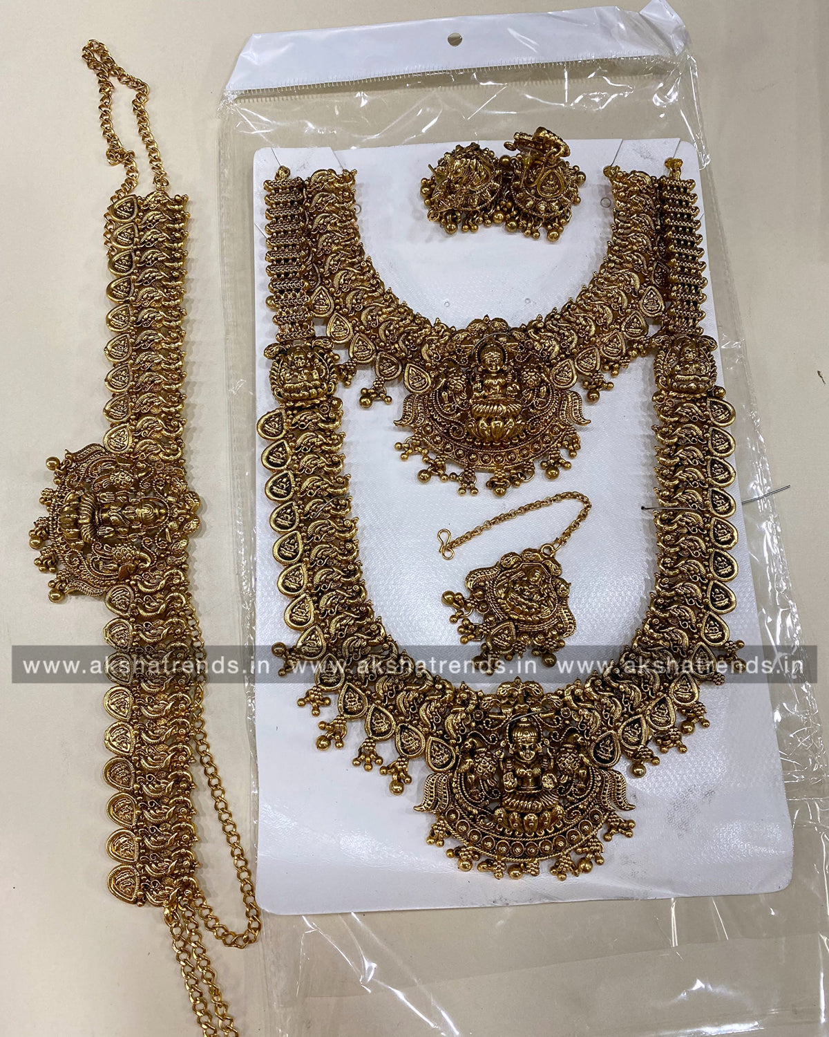 Grand Lakshmi Bridal combo Aksha Trends
