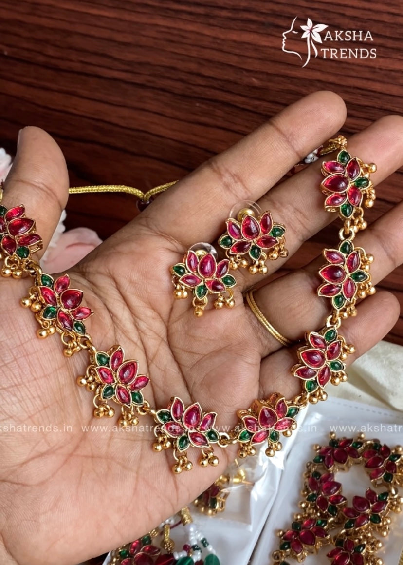 Antique Lotus choker Aksha Trends
