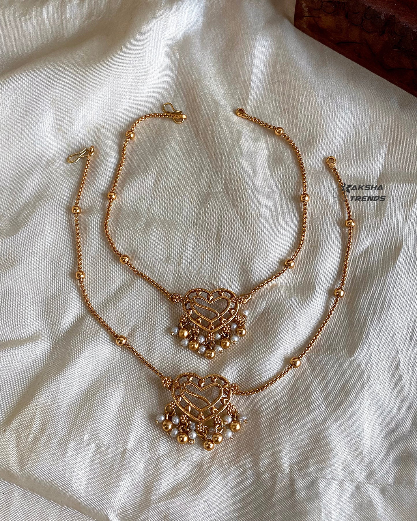 Antique Heart Anklet / kolusu (10.5 inch) Aksha Trends