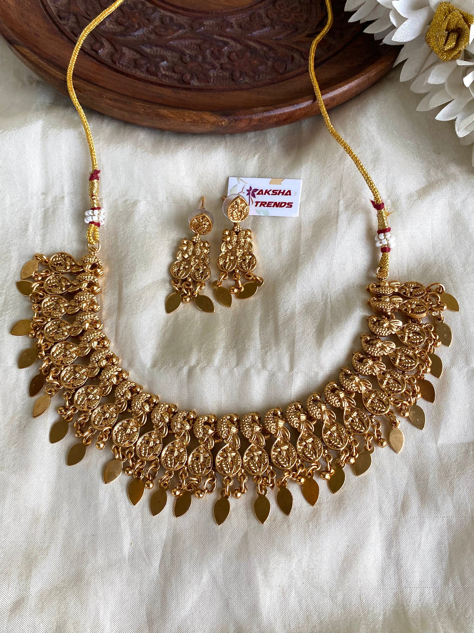 Golden Elakathalli necklace Aksha Trends