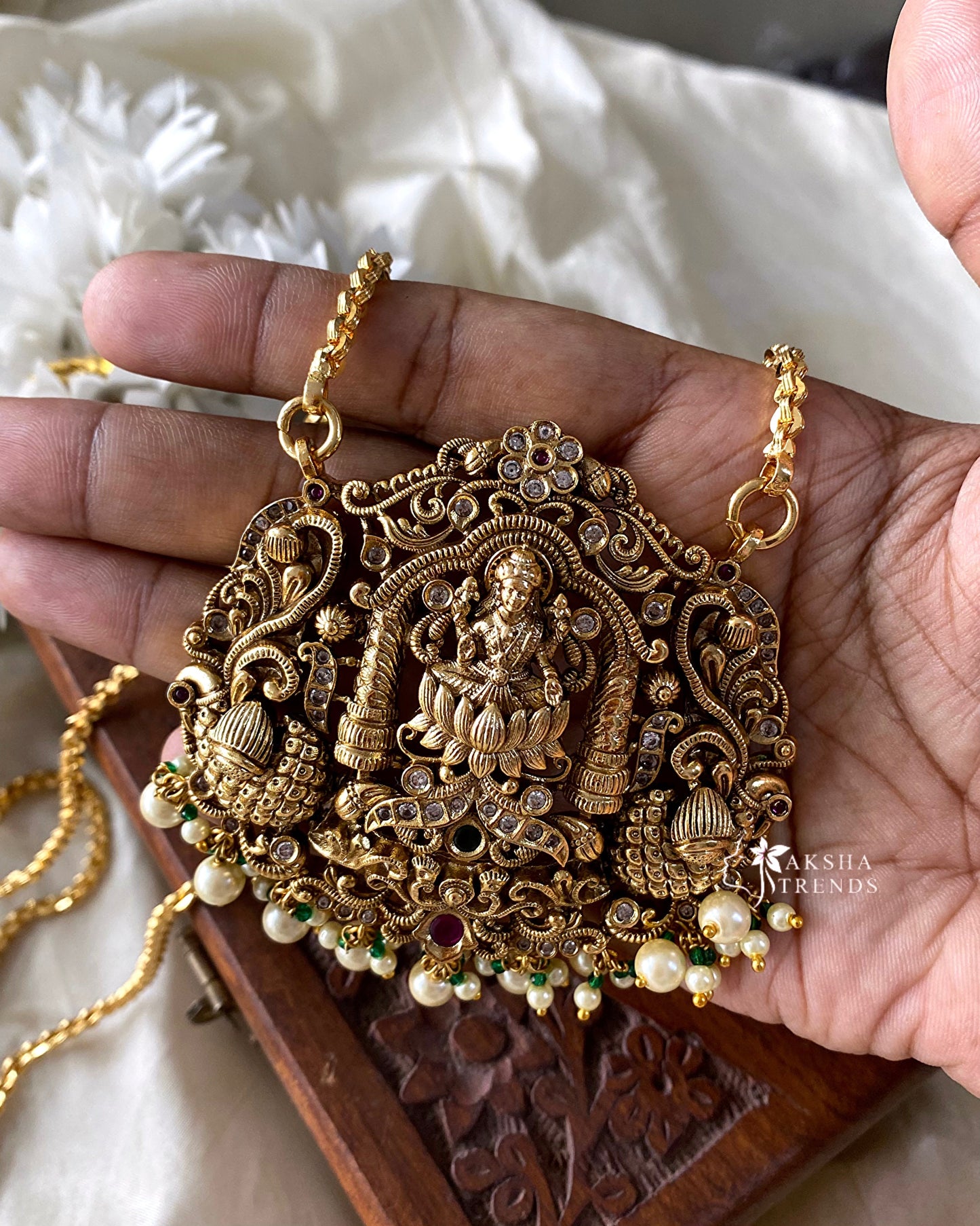 Nagas Temple Dollar chain Aksha Trends