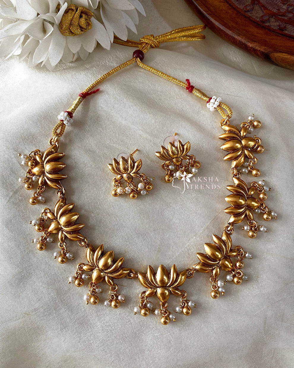 Antique lotus choker Aksha Trends 