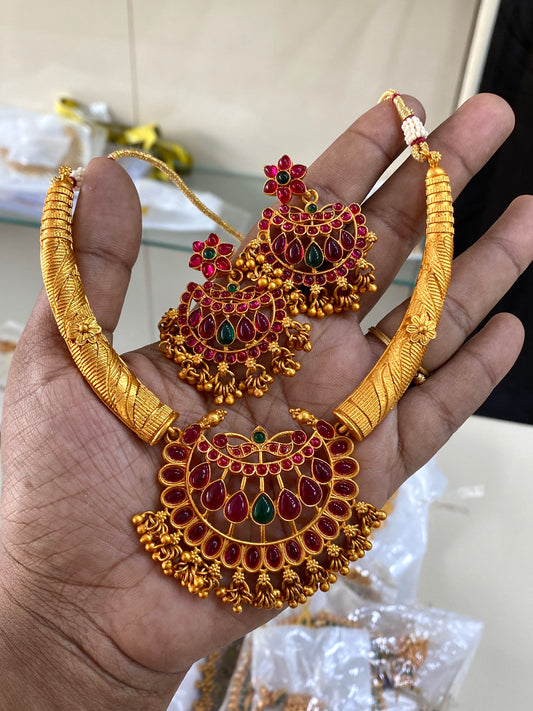 Hasli kemp necklace Aksha Trends