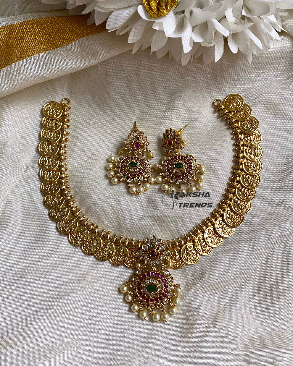 Lakshmi kasumalai -Kemp Attigai Aksha Trends 