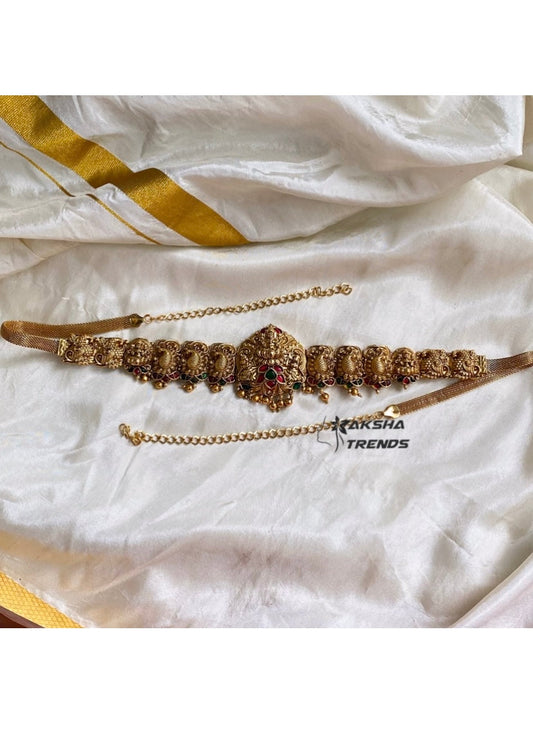 Lakshmi Nagas Hipchain Aksha Trends