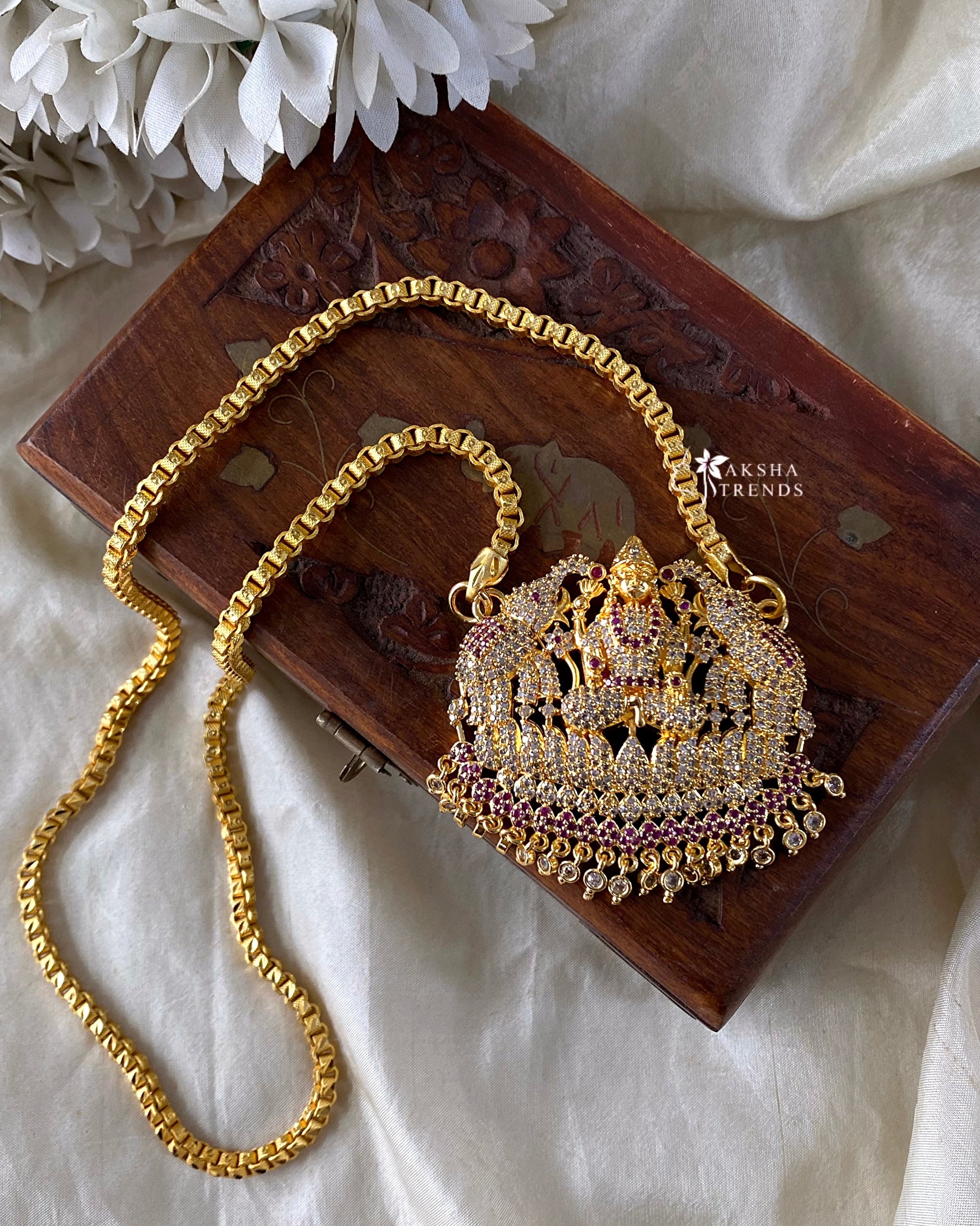 lakshmi diamond Dollar chain Aksha Trends