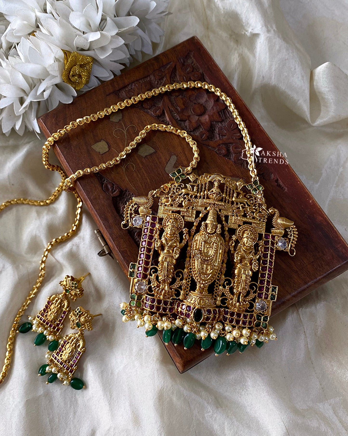 Nagas Temple Dollar chain Aksha Trends