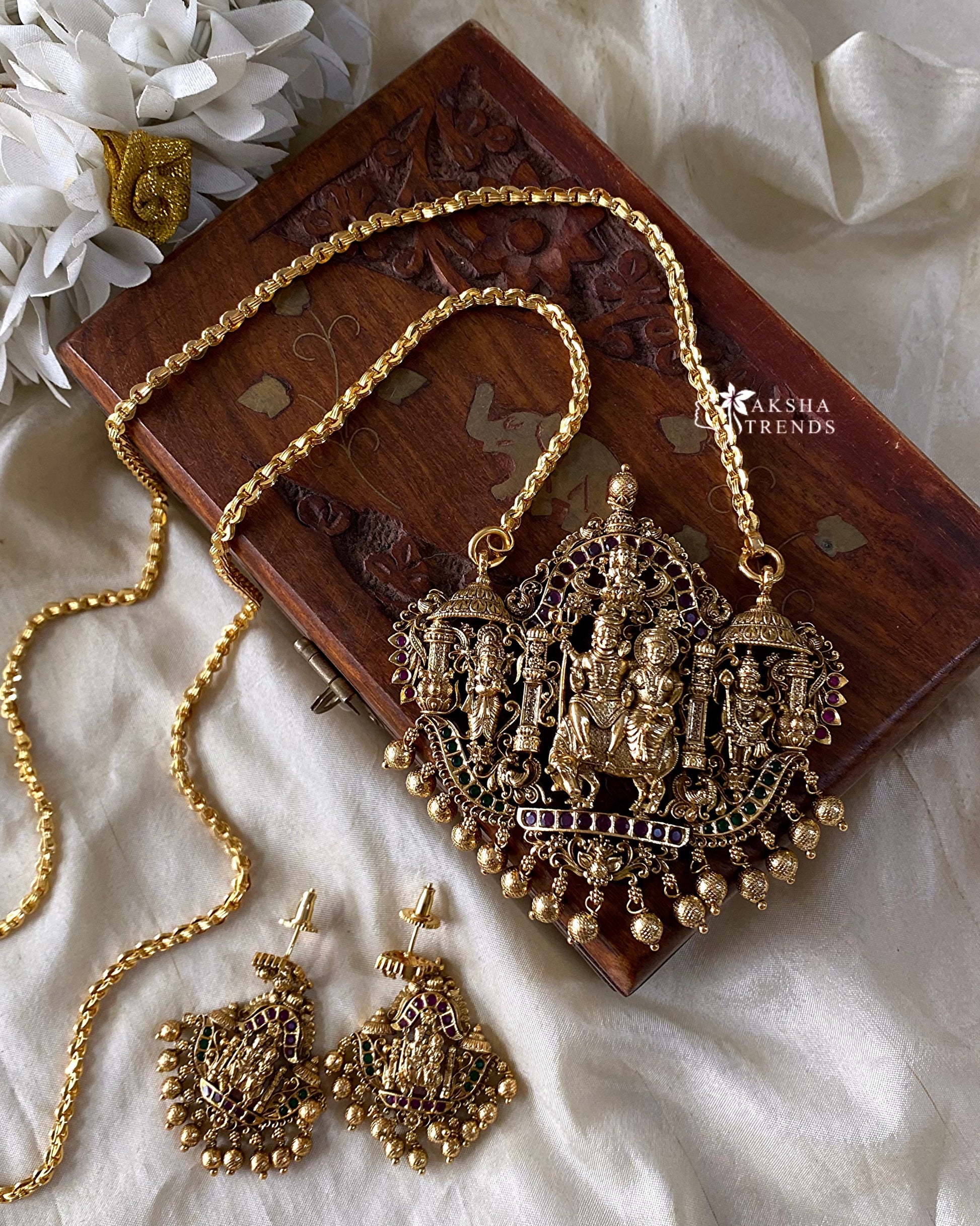 Nagas Temple Dollar chain Aksha Trends