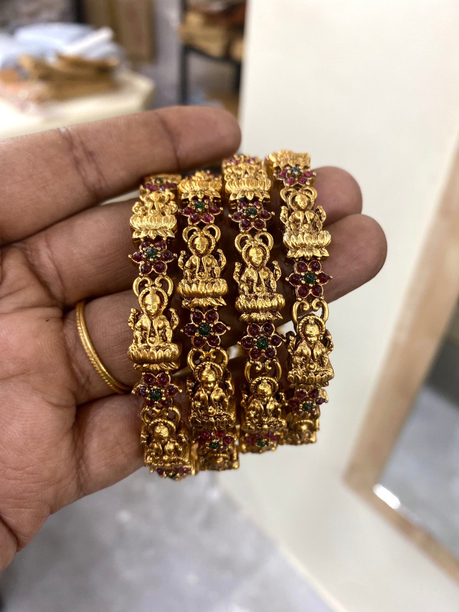 Antique lakshmi stone bangles (4pc) Ruby Aksha Trends