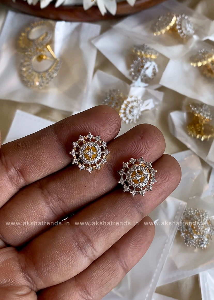 RIYA -Premium diamond stud Aksha Trends