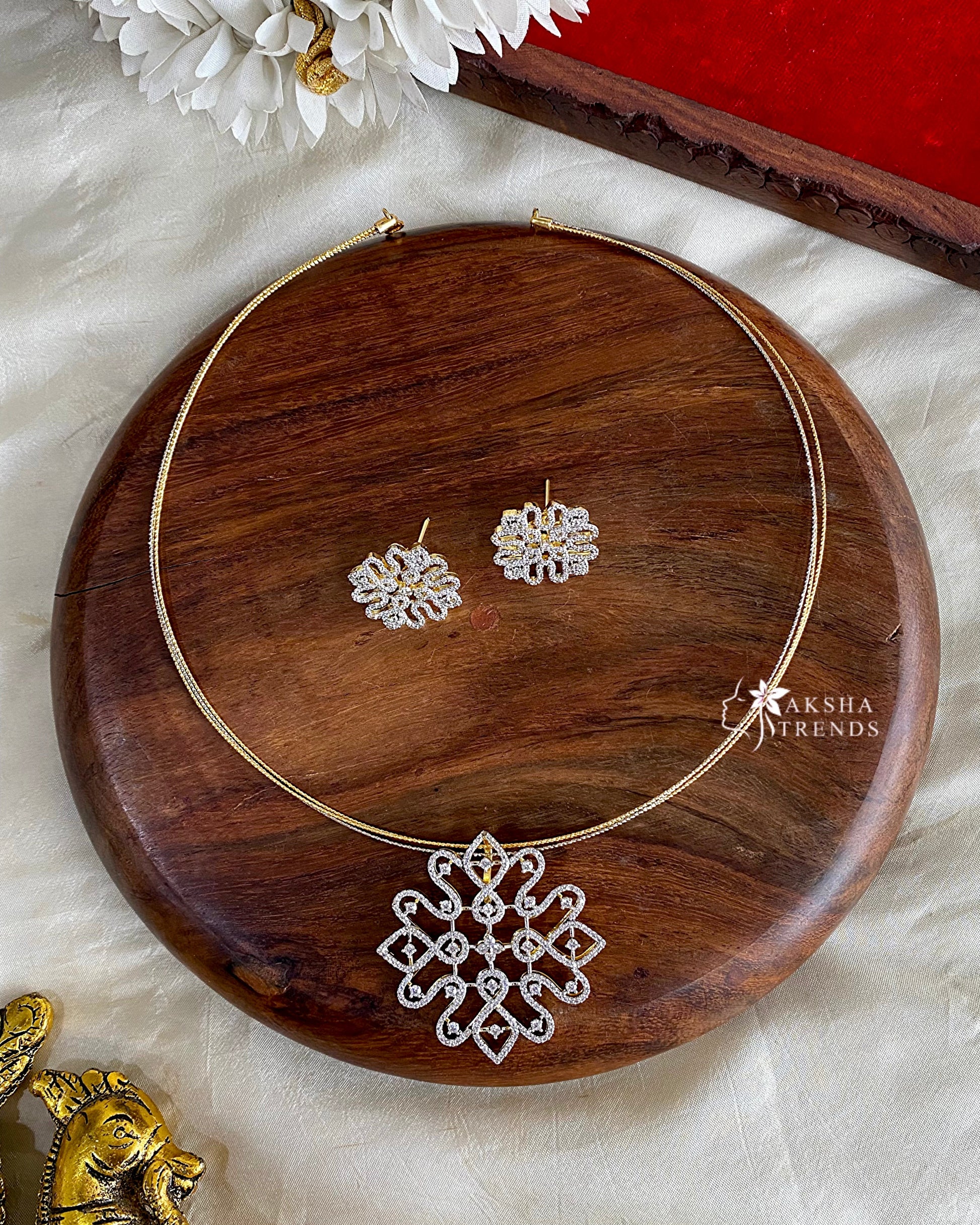Kolam diamond necklace Aksha Trends