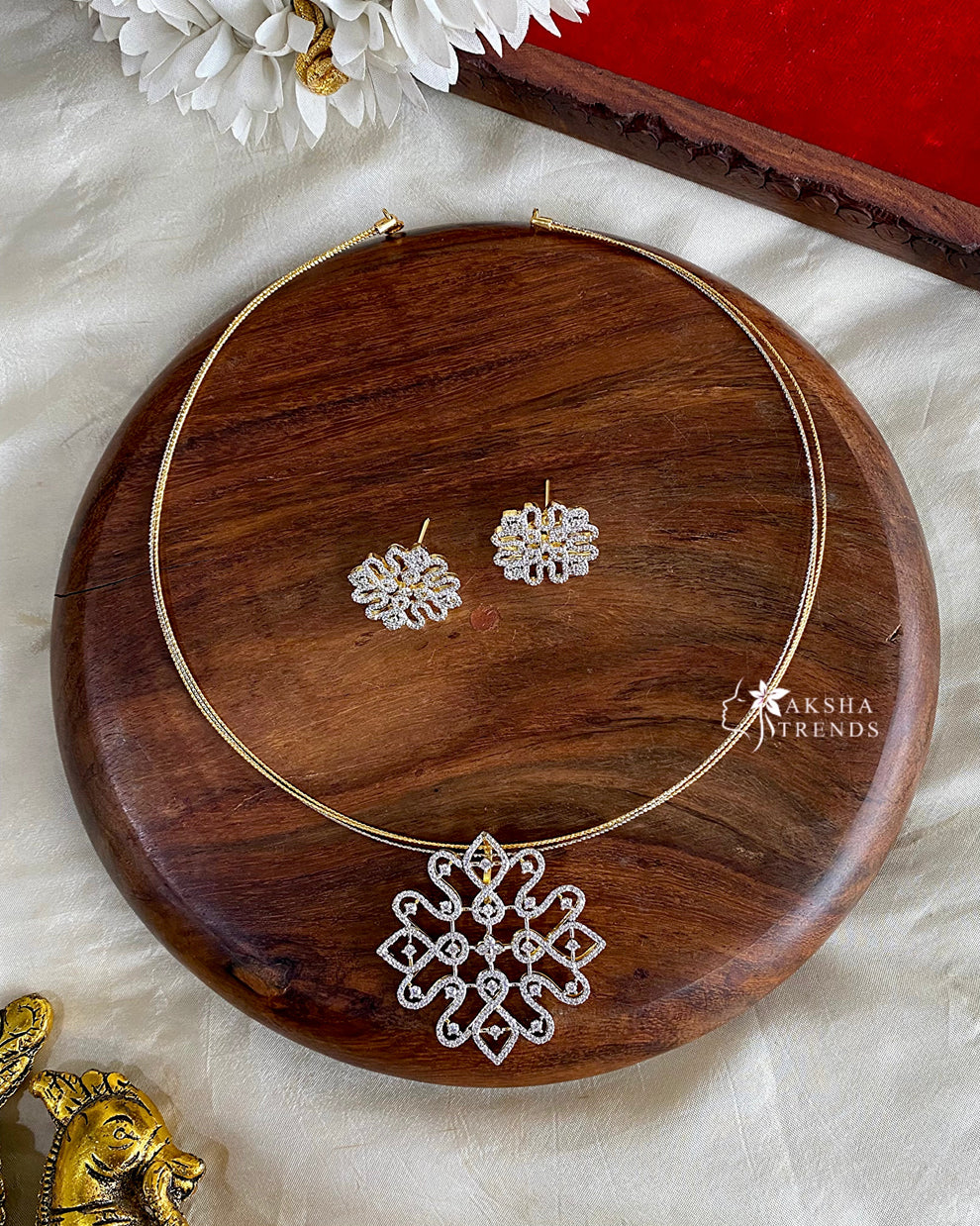 Kolam diamond necklace Aksha Trends 