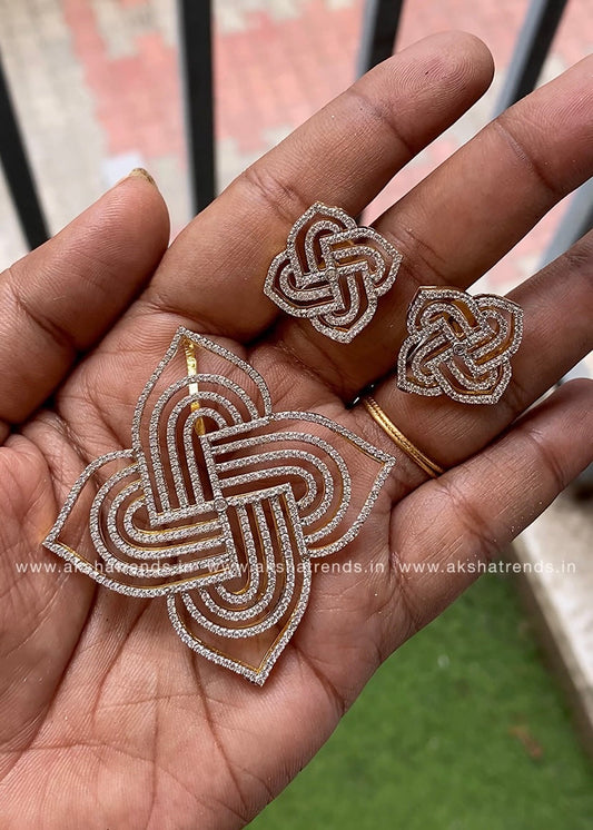 Kolam diamond pendant set Aksha Trends