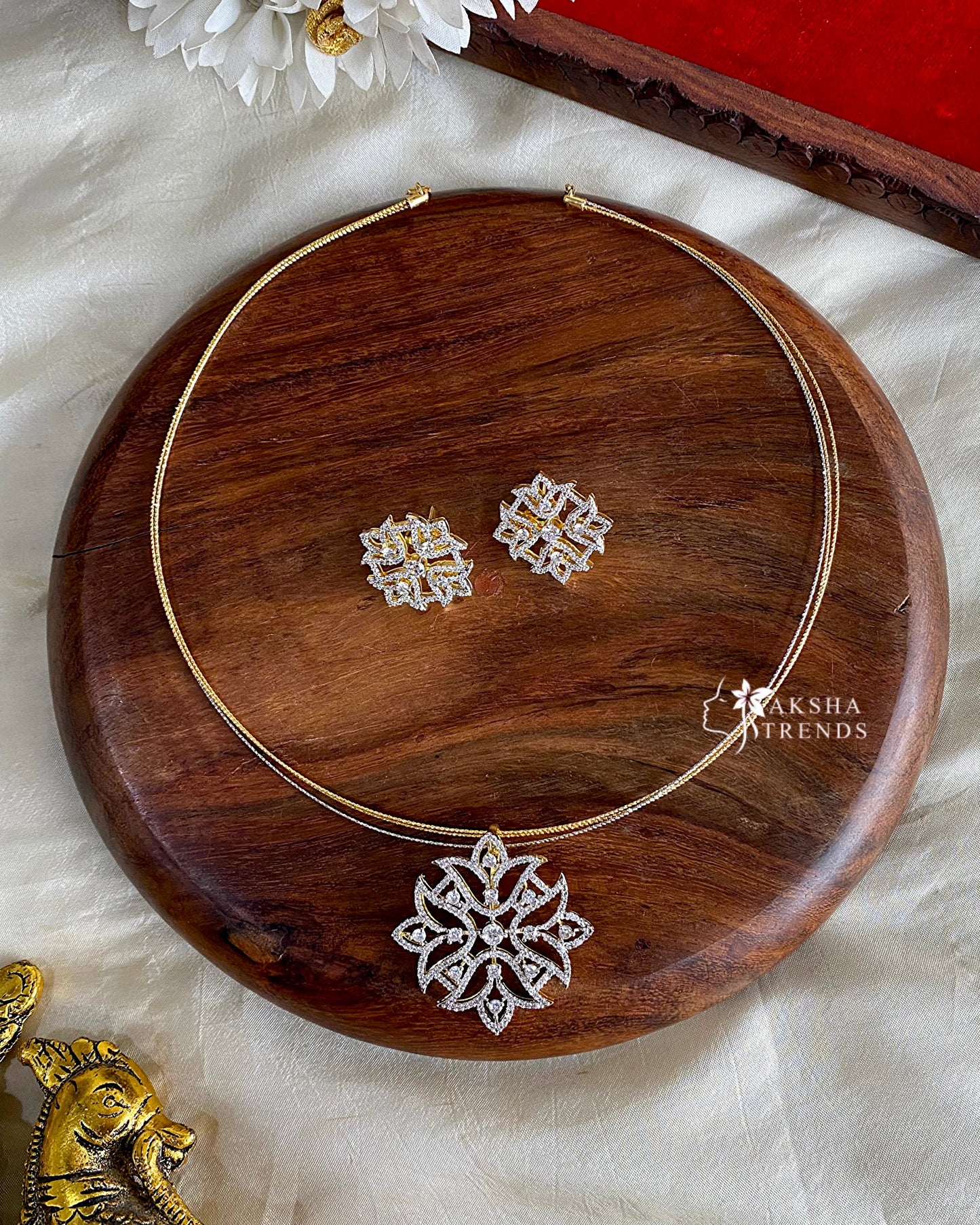 Kolam diamond necklace Aksha Trends