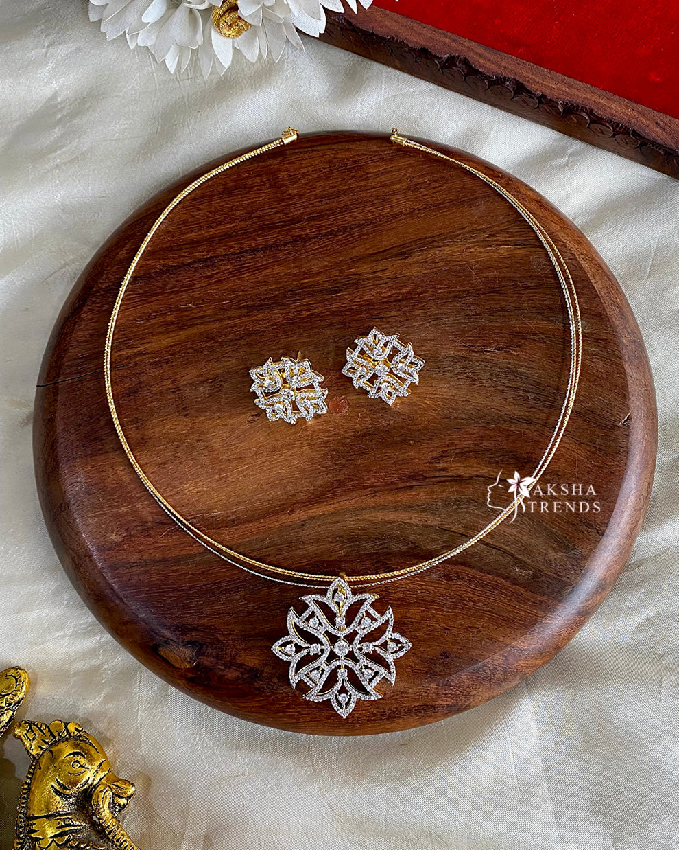Kolam diamond necklace Aksha Trends 