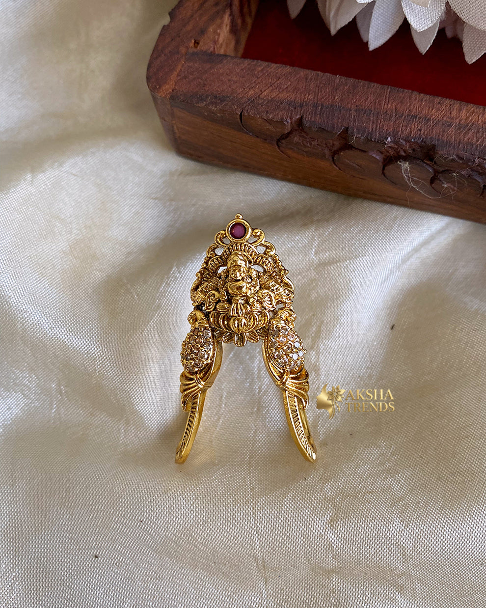 Lakshm diamond bridal rings Aksha Trends 