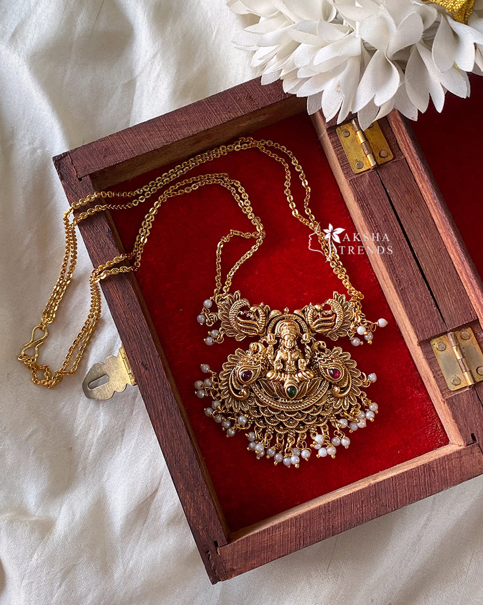 Lakshmi pendant chain Aksha Trends 