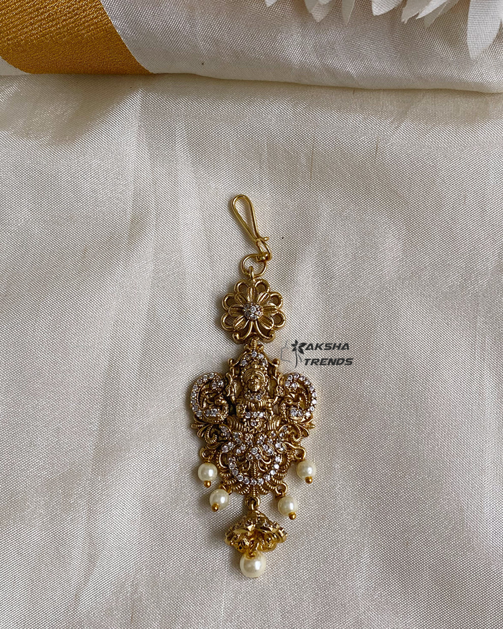 Premium Nagas diamond tikka Aksha Trends 